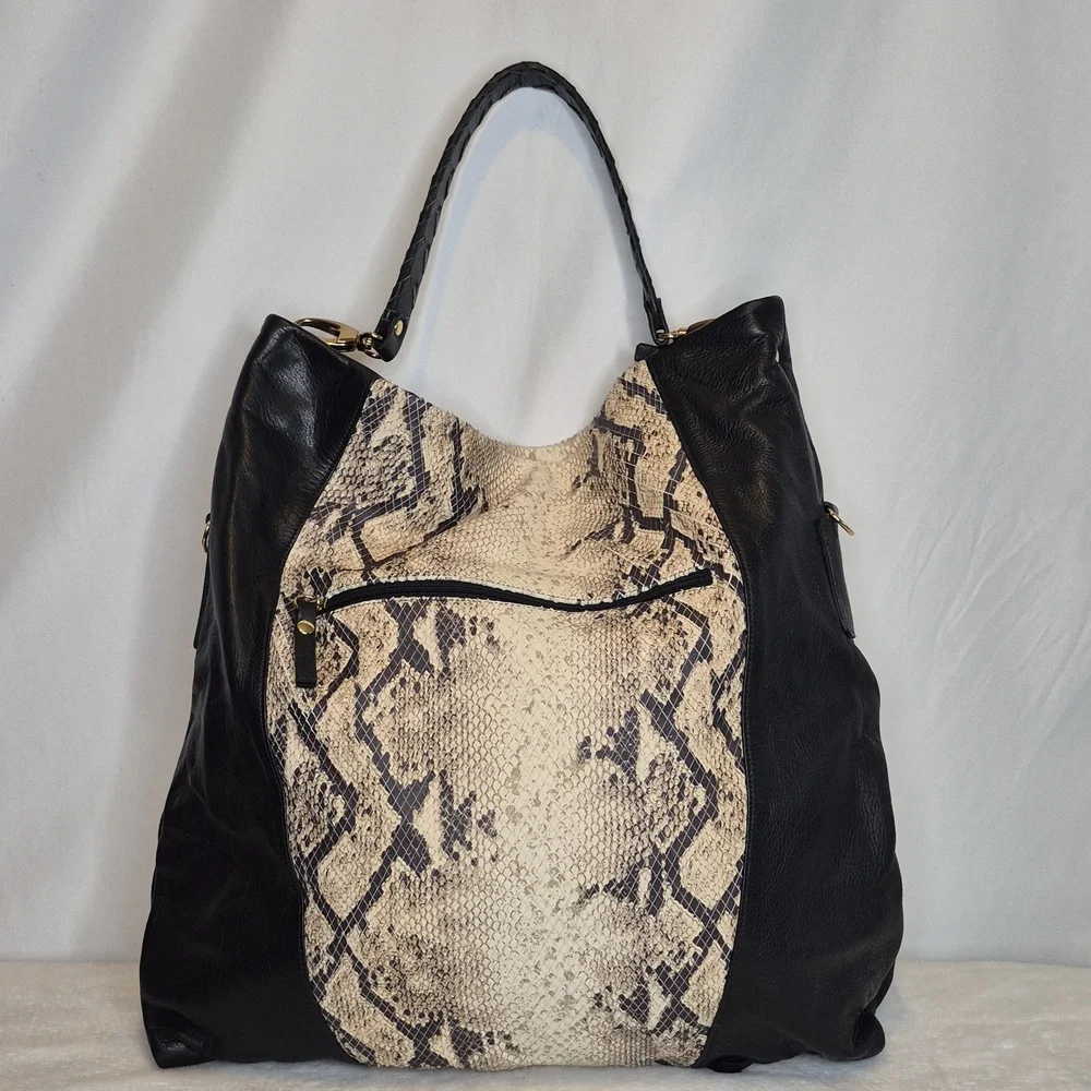 Clever Carriage Company All Leather With Fringe $685 RETAIL